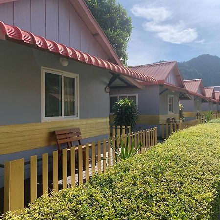 Phi Phi Ba Kao Bay Resort Екстер'єр фото
