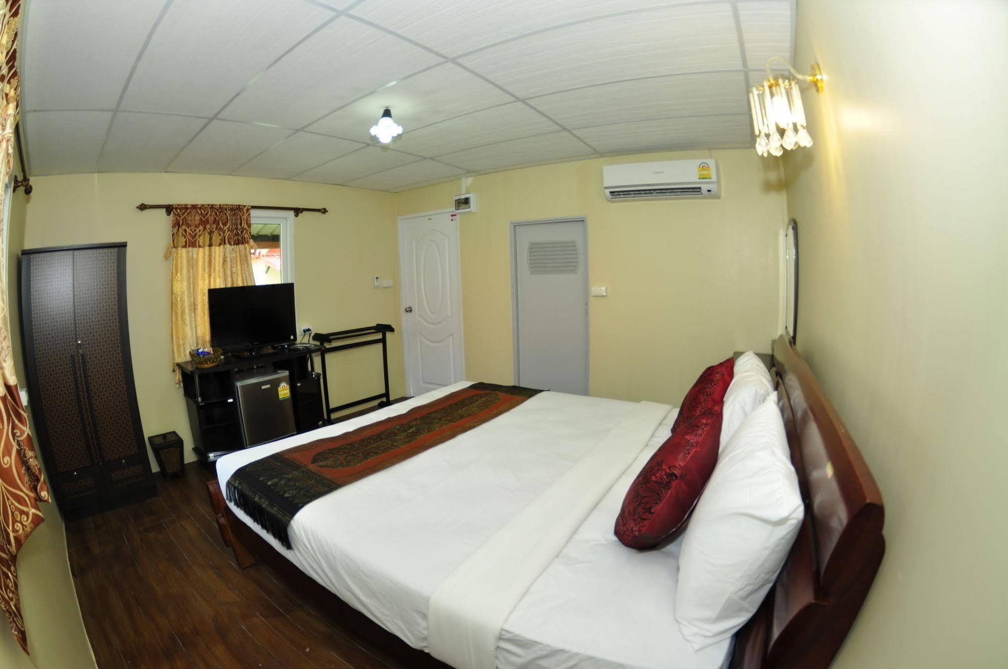 Phi Phi Ba Kao Bay Resort Екстер'єр фото